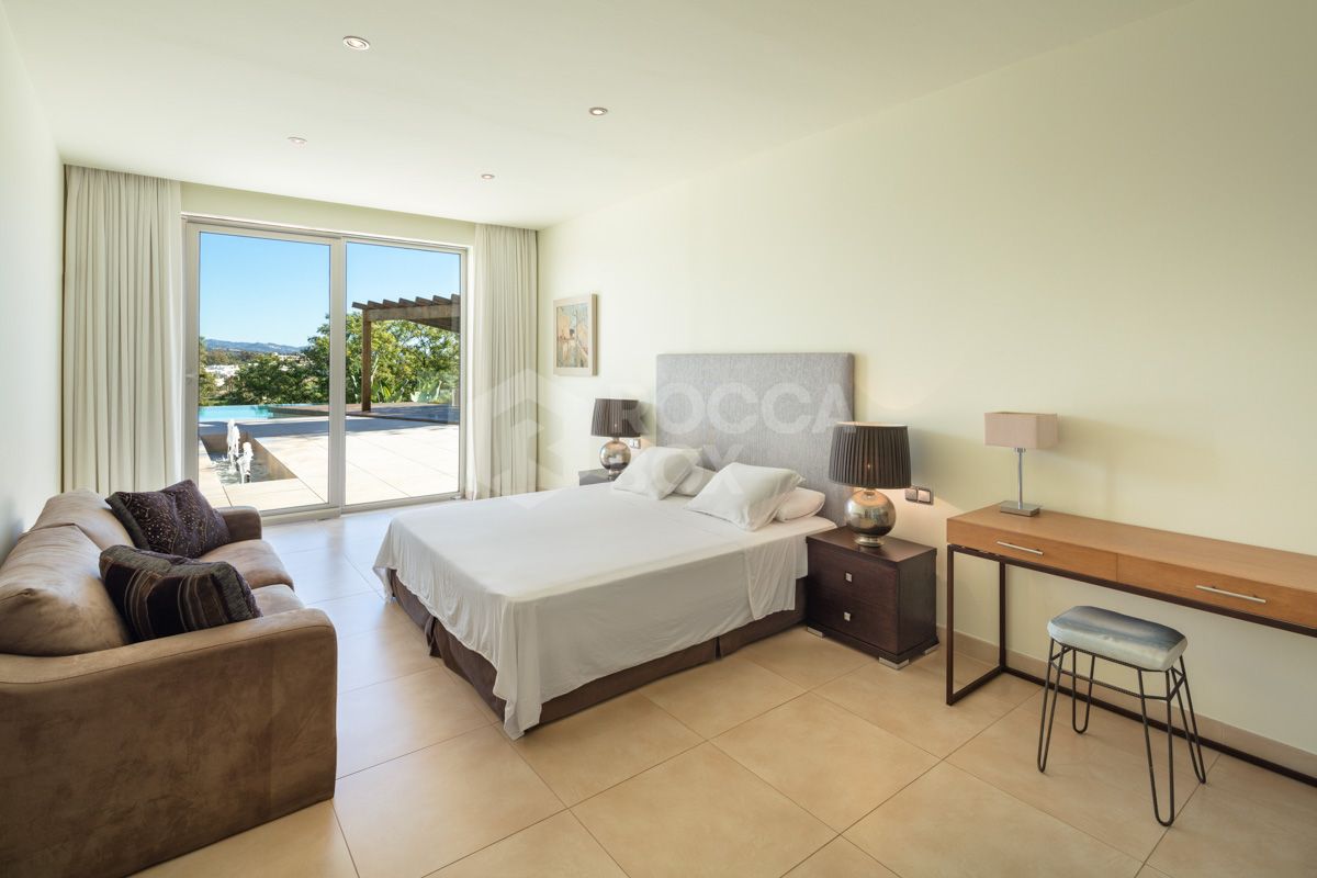 Immaculate Single-Level Villa with Scenic Golf and Mountain Views