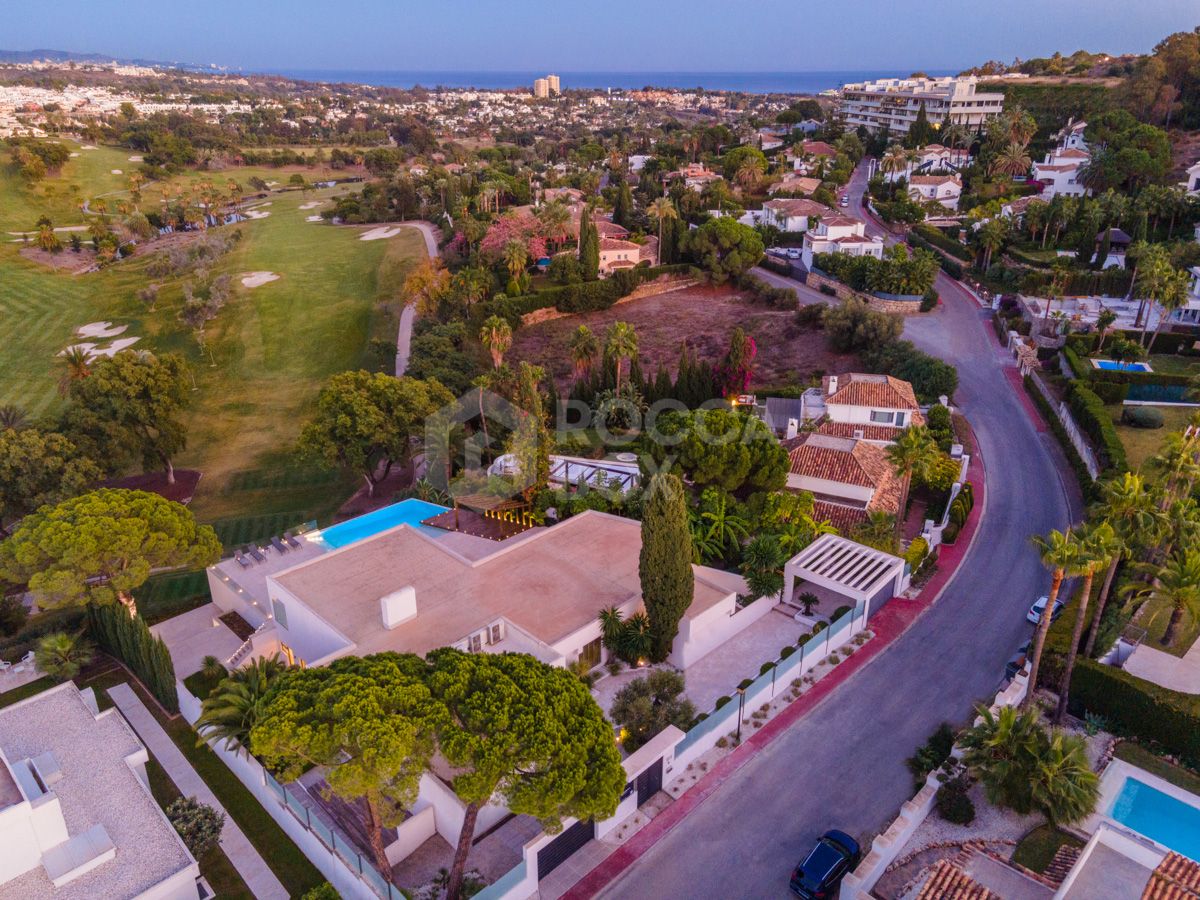 Immaculate Single-Level Villa with Scenic Golf and Mountain Views