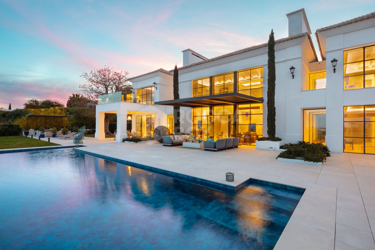 Magnificent Contemporary Villa with Unmatched Luxury and Tranquil Surroundings