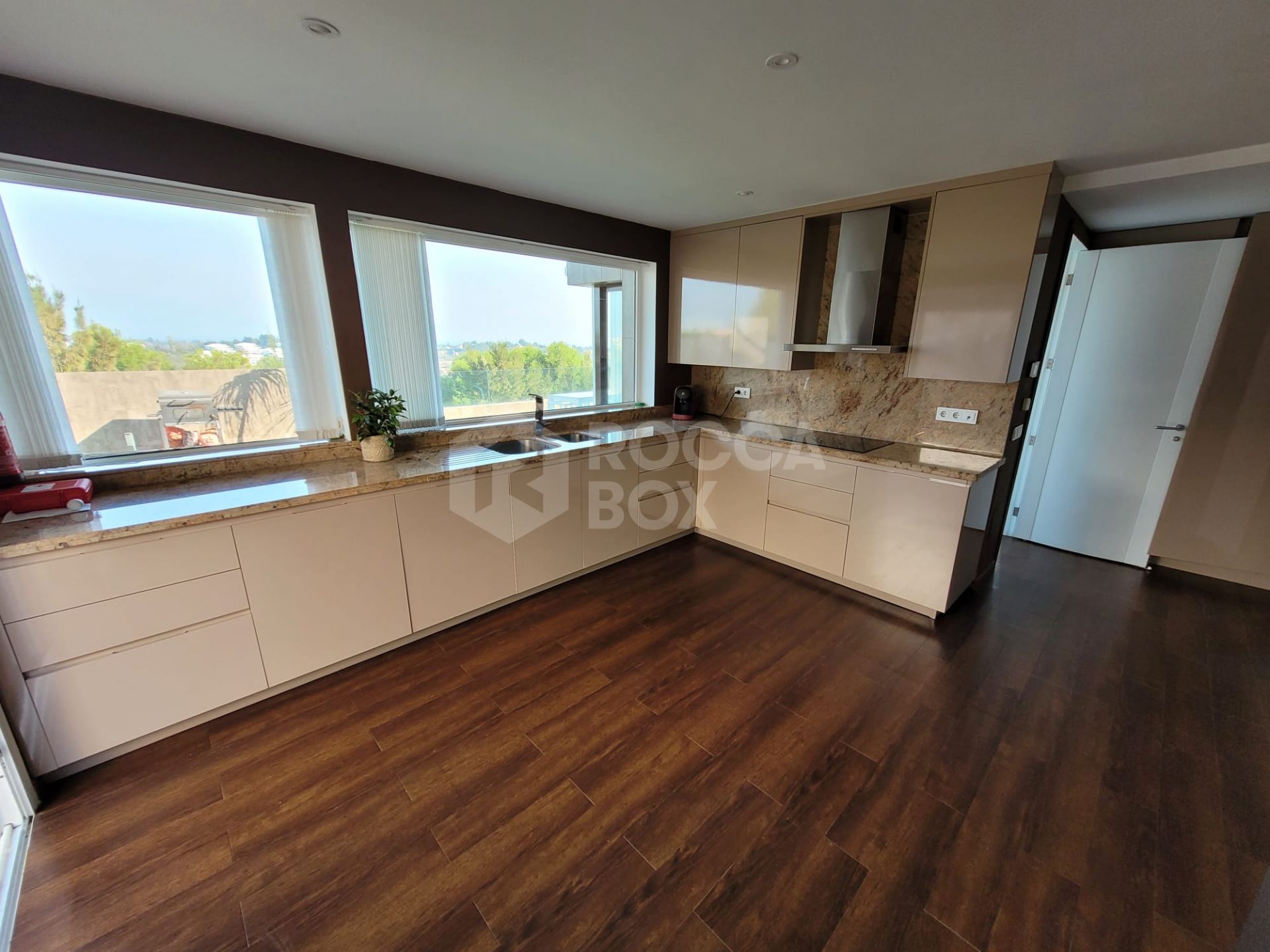 Stunning Golf-Front Villa with Panoramic Views and Modern Upgrades