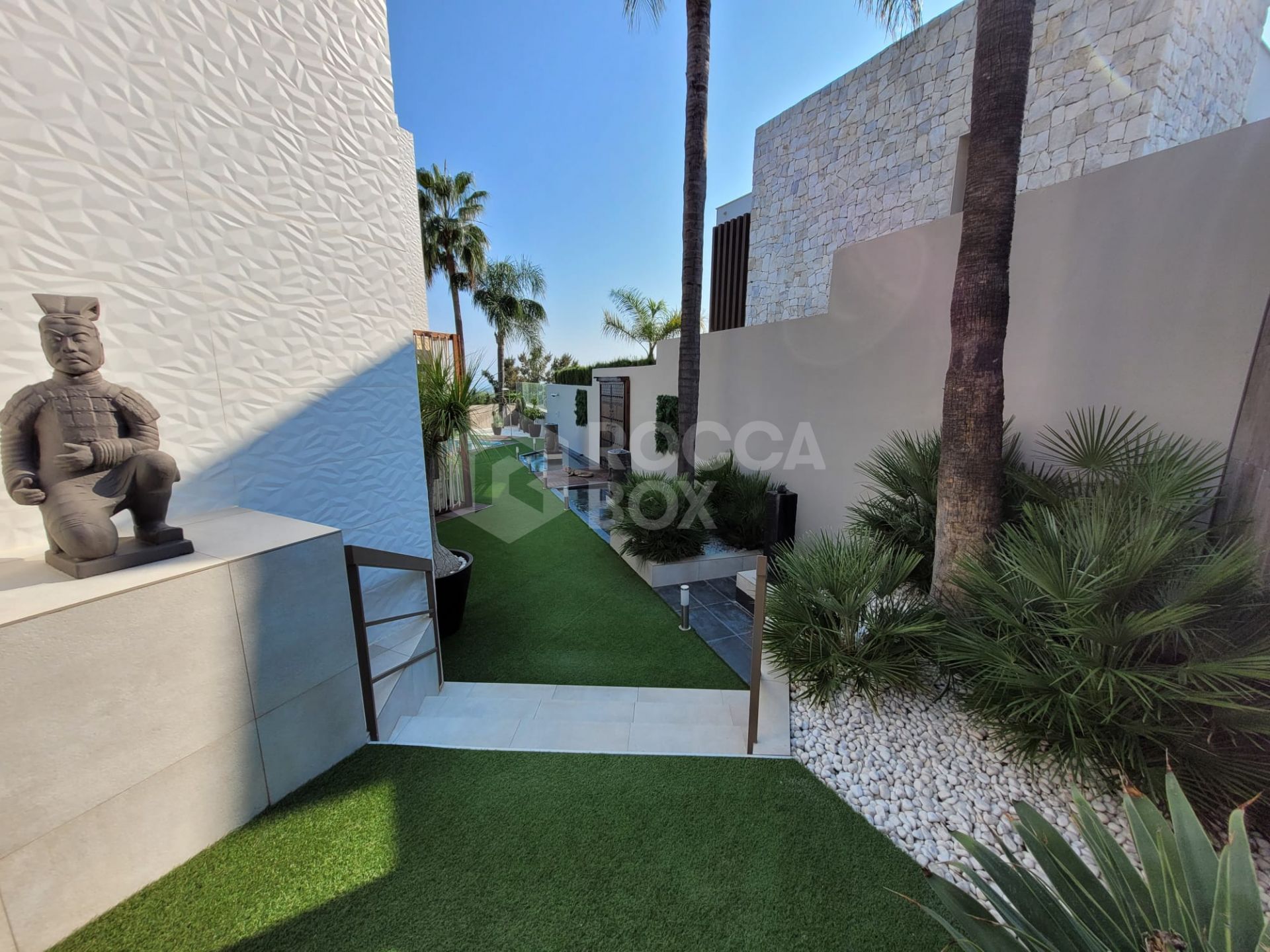 Stunning Golf-Front Villa with Panoramic Views and Modern Upgrades