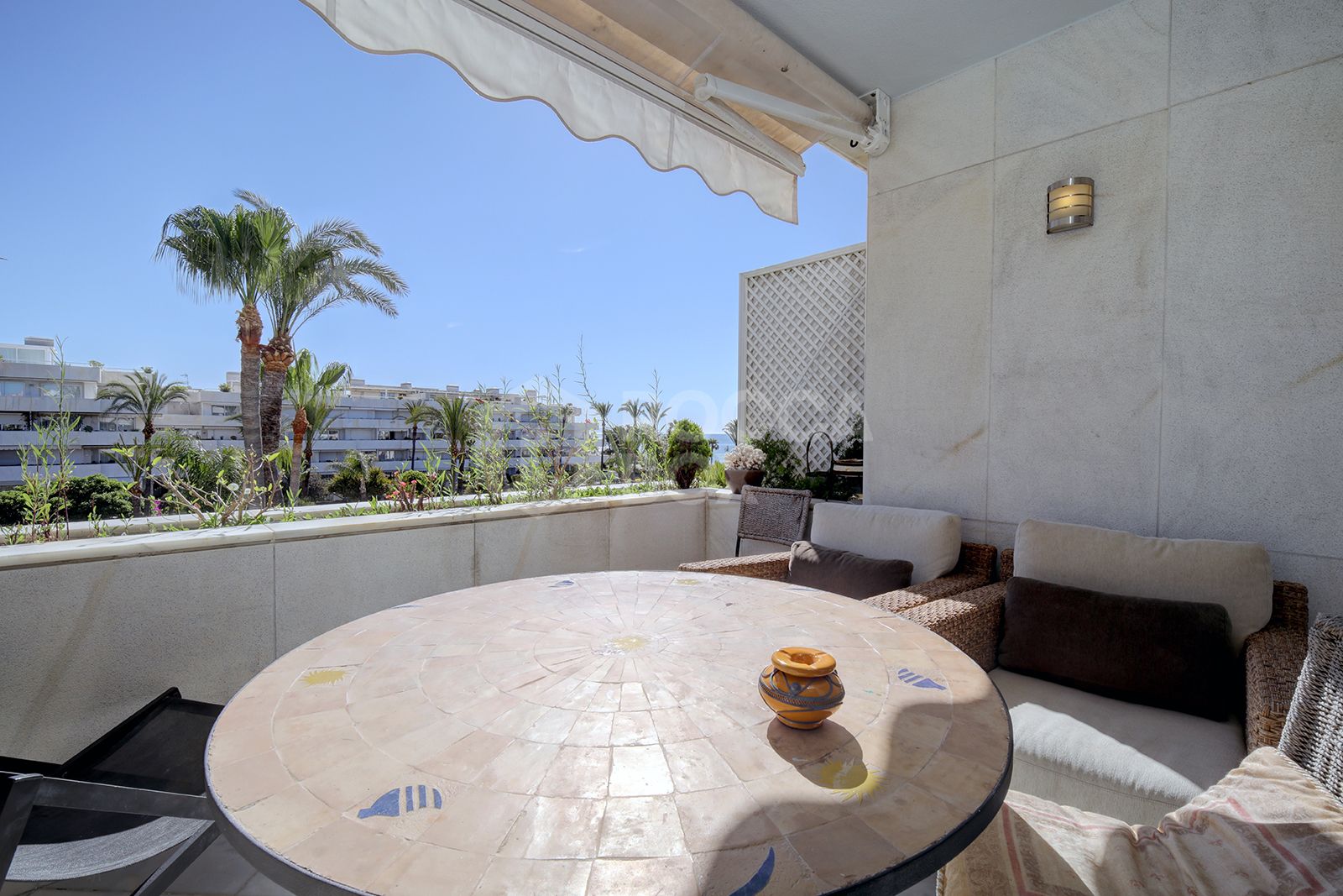 Apartment for rent in Los Granados, Marbella