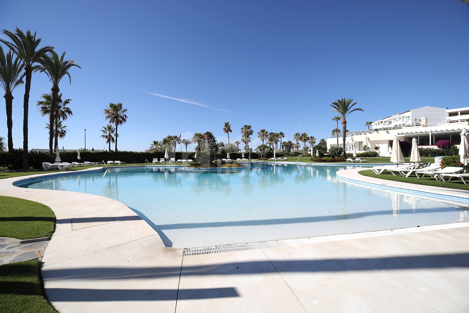 Apartment for rent in Los Granados, Marbella