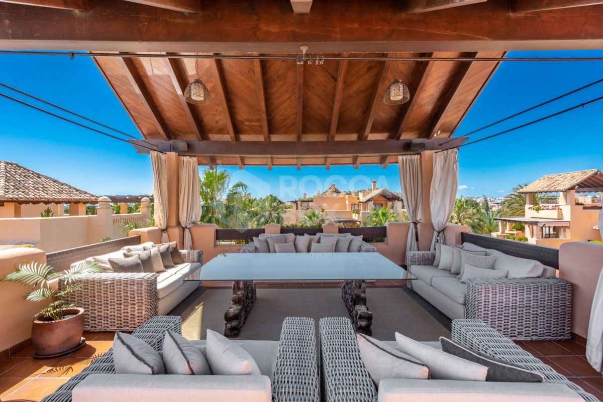 Fantastic duplex penthouse in San Pedro for sale