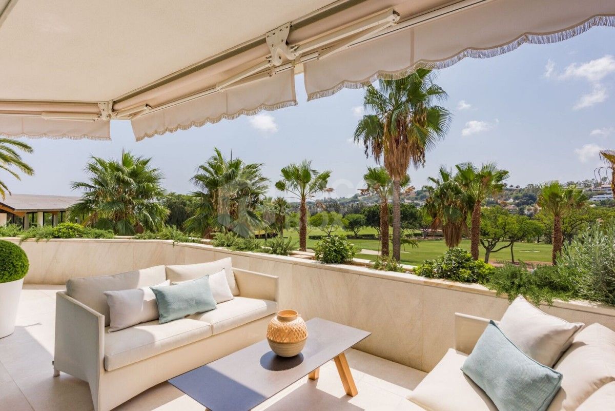 Superb three bedroom penthouse for sale in Los Granados Golf.