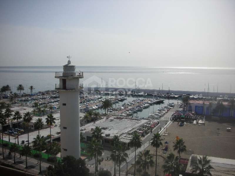 OUTSTANDING 1 BEDROOM APARTMENT FOR SALE