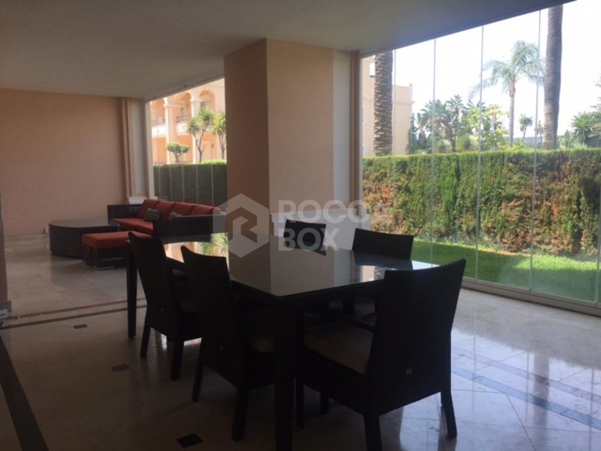 Super Large apartment for sale in Lomas de Sierra Blanca in Golden Mile