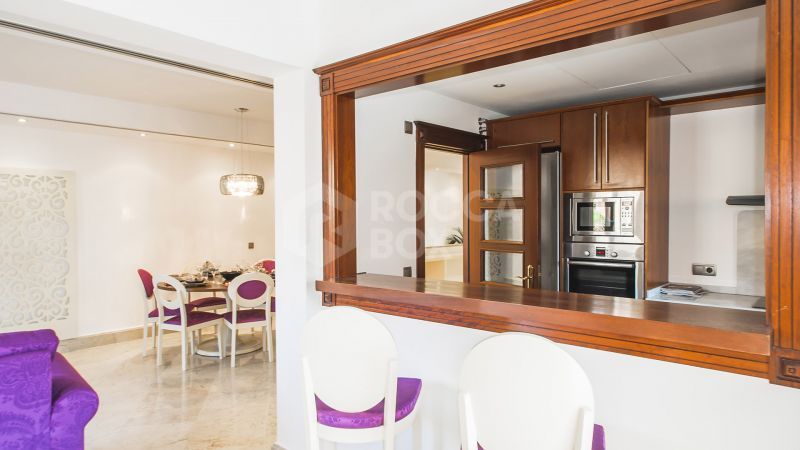 Outstanding Apartment in the residential complex of Casablanca Beach in San Pedro de Alcántara, Marbella