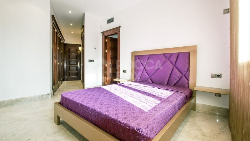 Outstanding Apartment in the residential complex of Casablanca Beach in San Pedro de Alcántara, Marbella