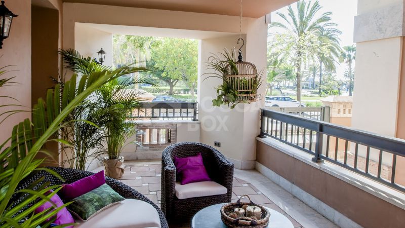 Outstanding Apartment in the residential complex of Casablanca Beach in San Pedro de Alcántara, Marbella