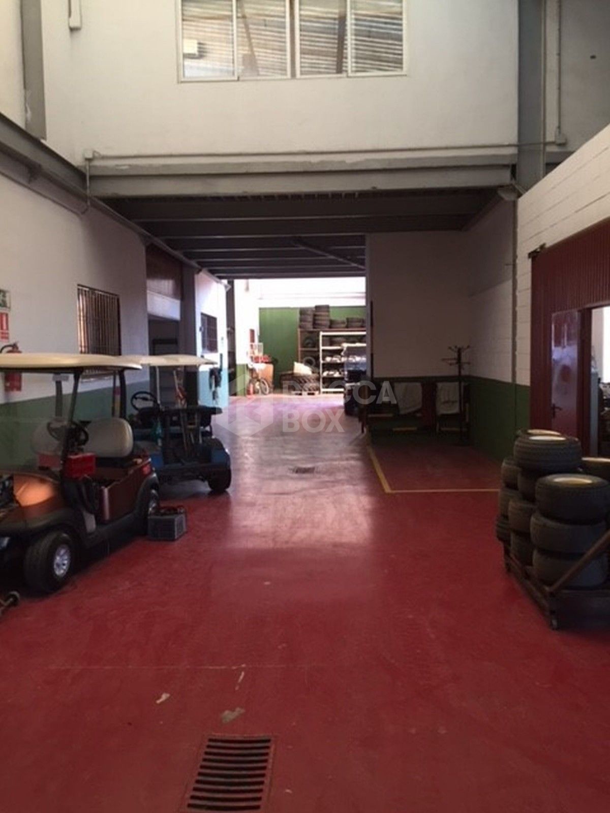 Warehouse in Nueva Andalucía for sale