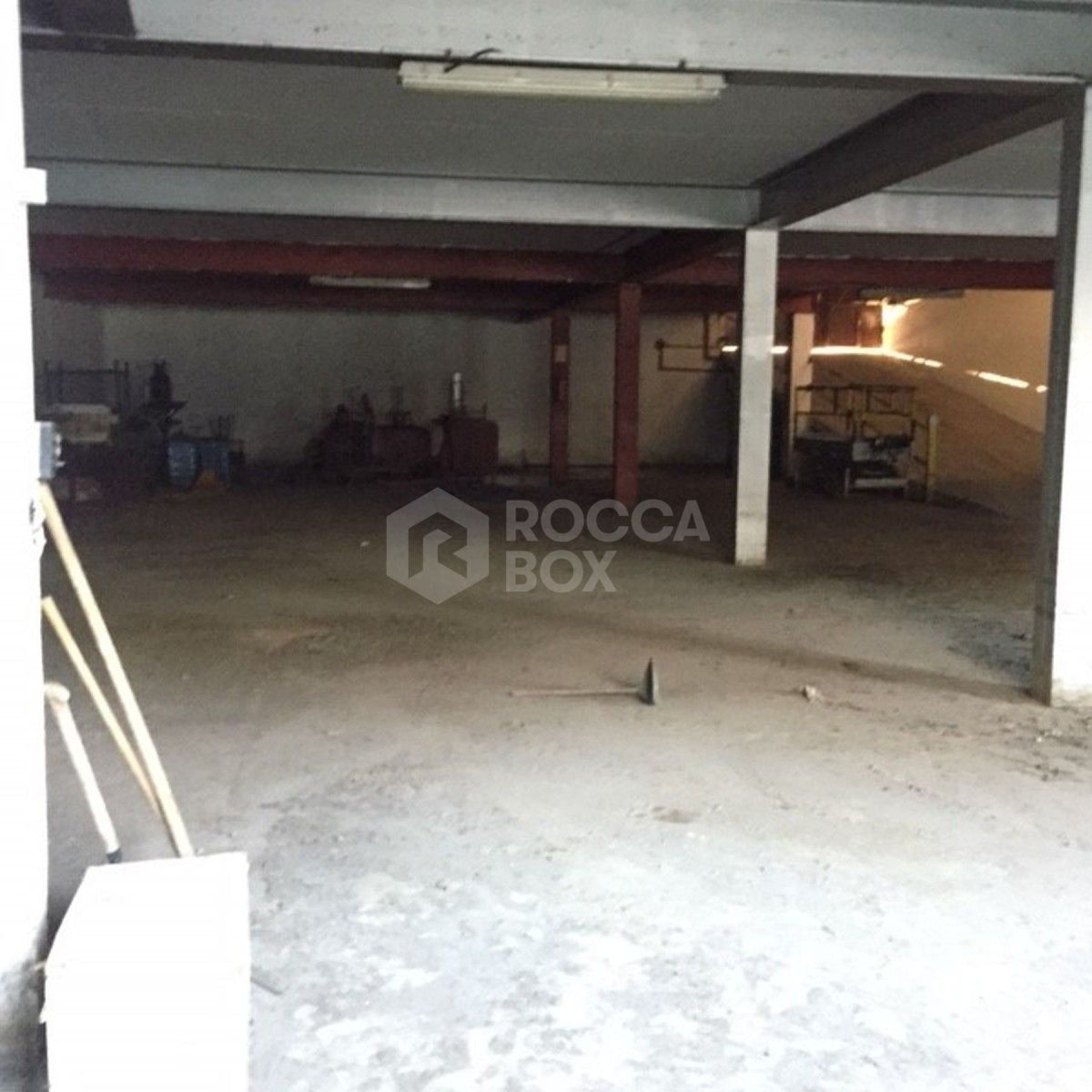 Warehouse in Nueva Andalucía for sale