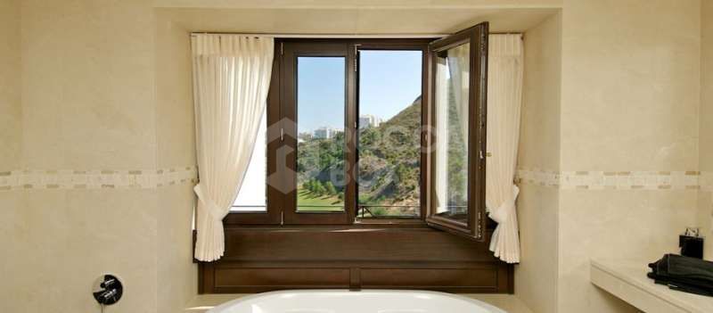 La Quinta, amazing 7 bedroom Villa For sale