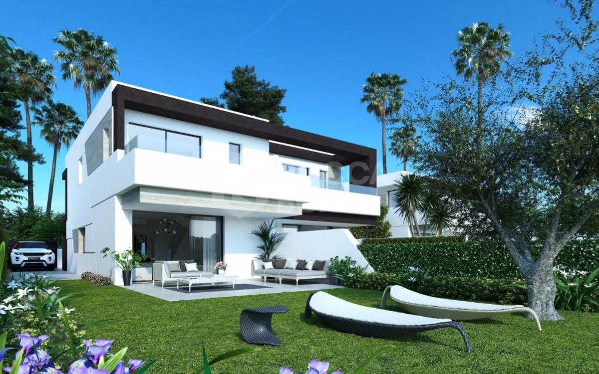 Brand new 3 and 4 bed semi-detached townhouses for sale in New Golden Mile in Estepona