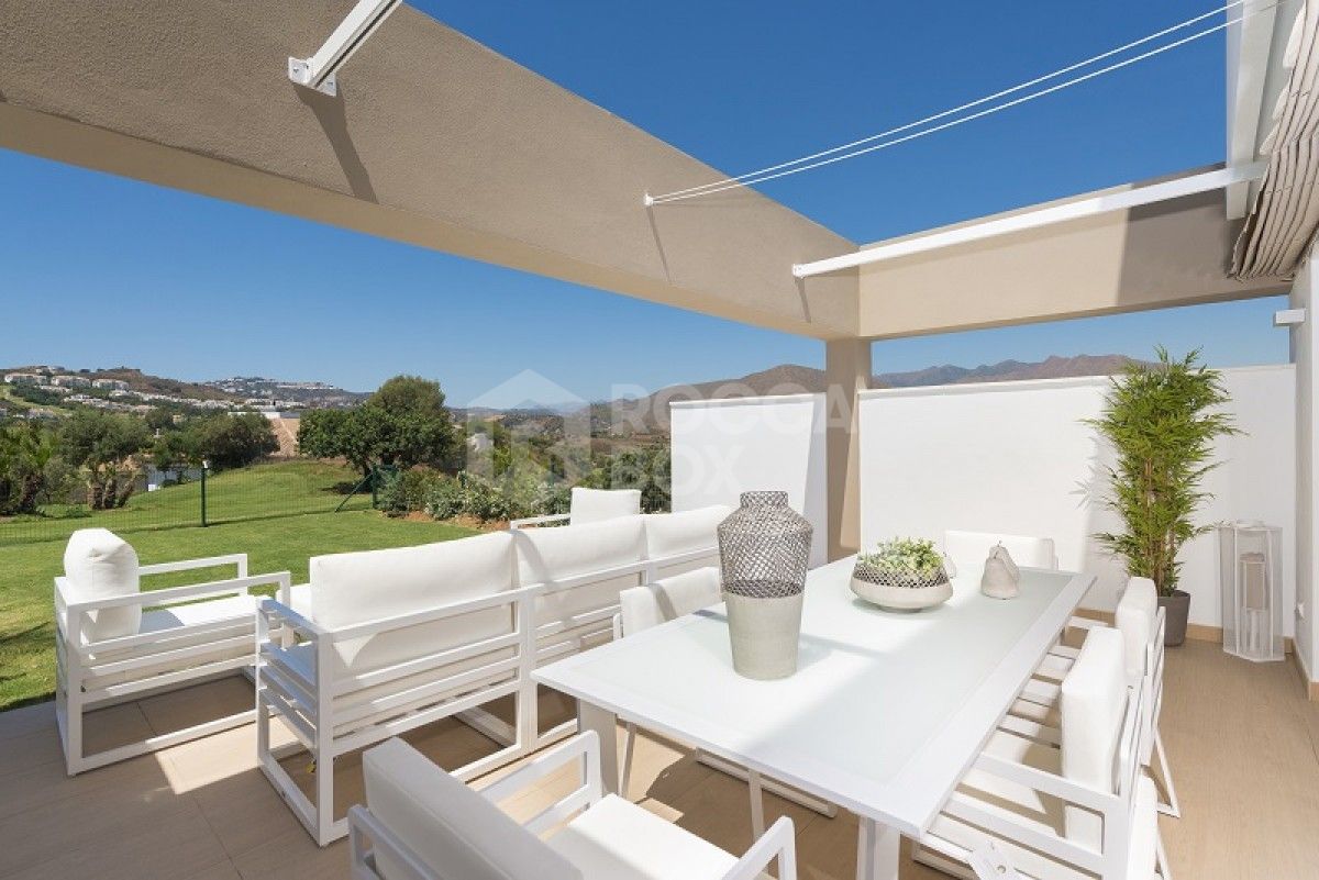 New build modern 3 bedroom townhouse for sale in La Cala