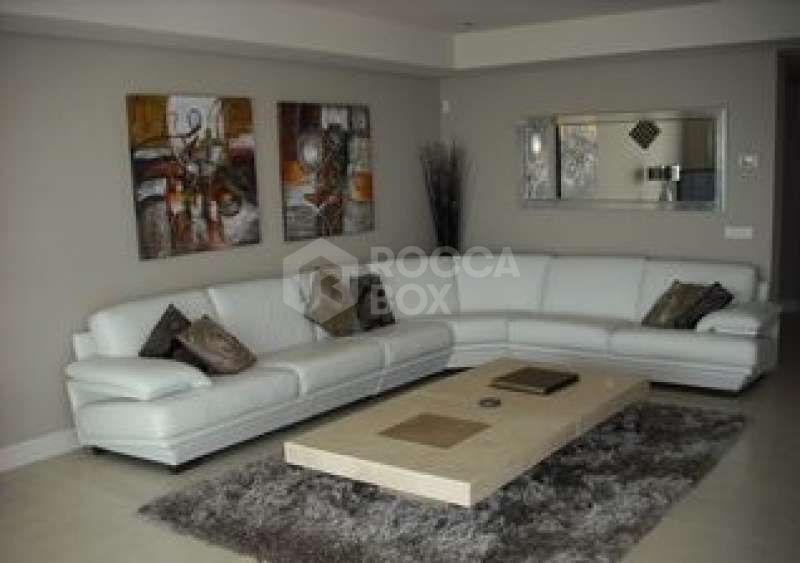 Beautiful 5 bedroom Villa for sale in Las Lomas de Magna Marbella