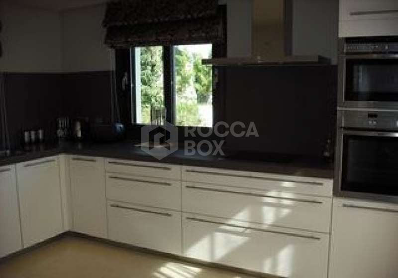 Beautiful 5 bedroom Villa for sale in Las Lomas de Magna Marbella