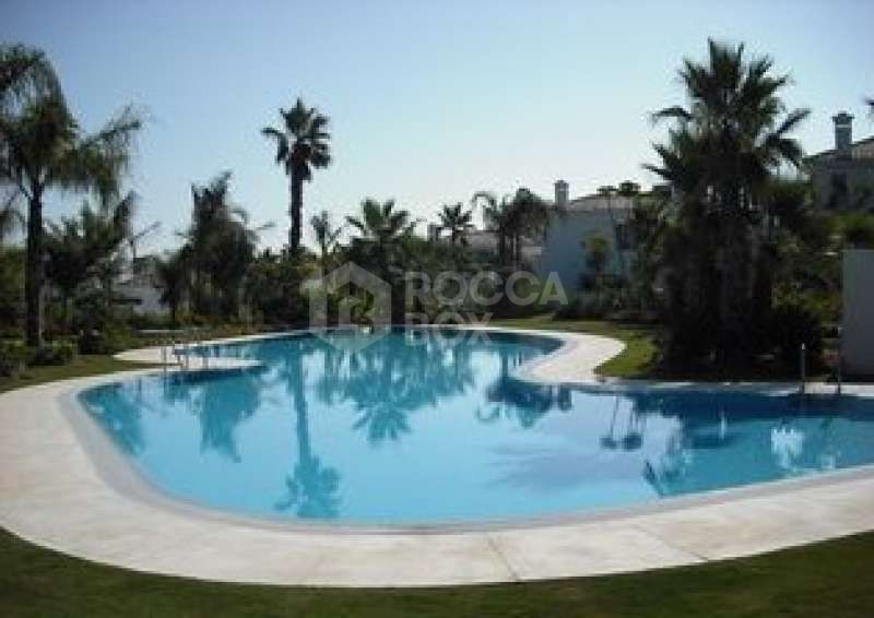 Beautiful 5 bedroom Villa for sale in Las Lomas de Magna Marbella