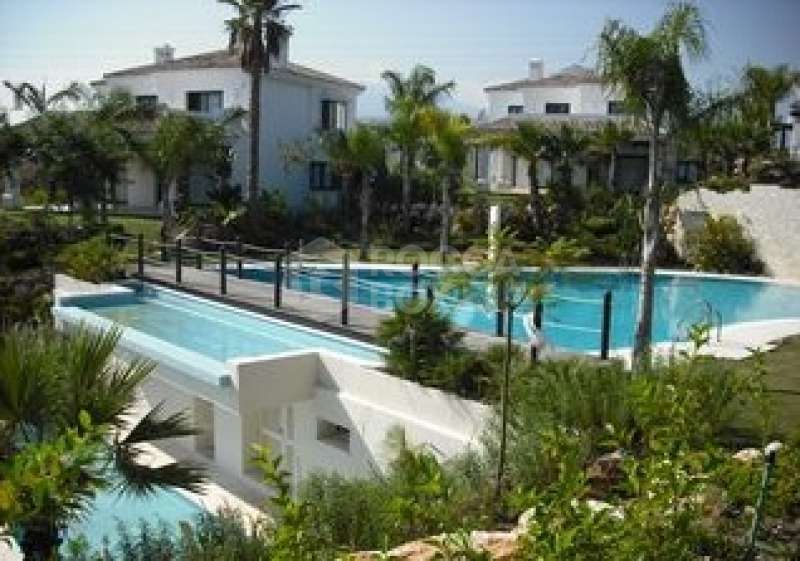 Beautiful 5 bedroom Villa for sale in Las Lomas de Magna Marbella