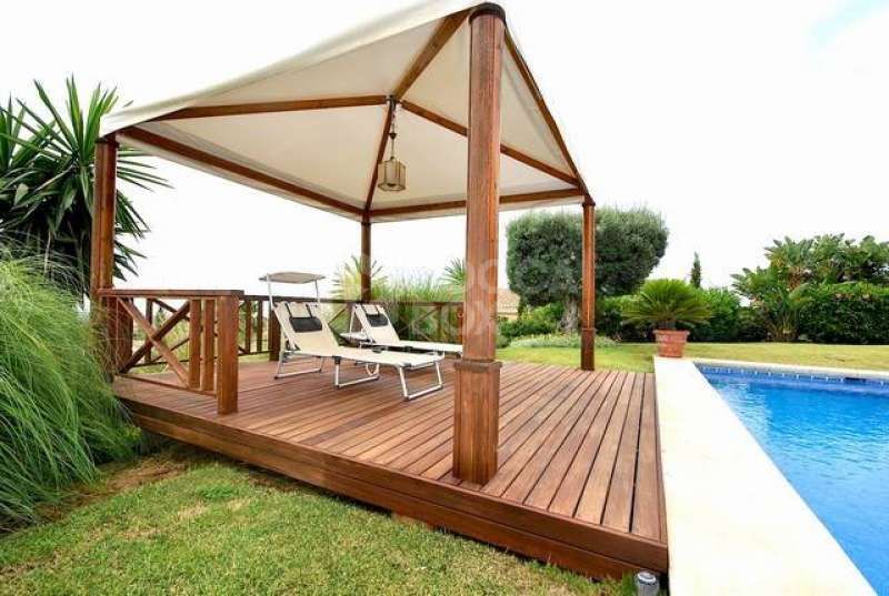 Luxury 7 bedroom villa in Los Flamingos for sale