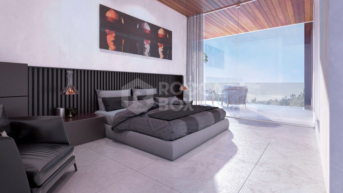 Beautiful 4 bed villa for sale in El Paraiso in Estepona
