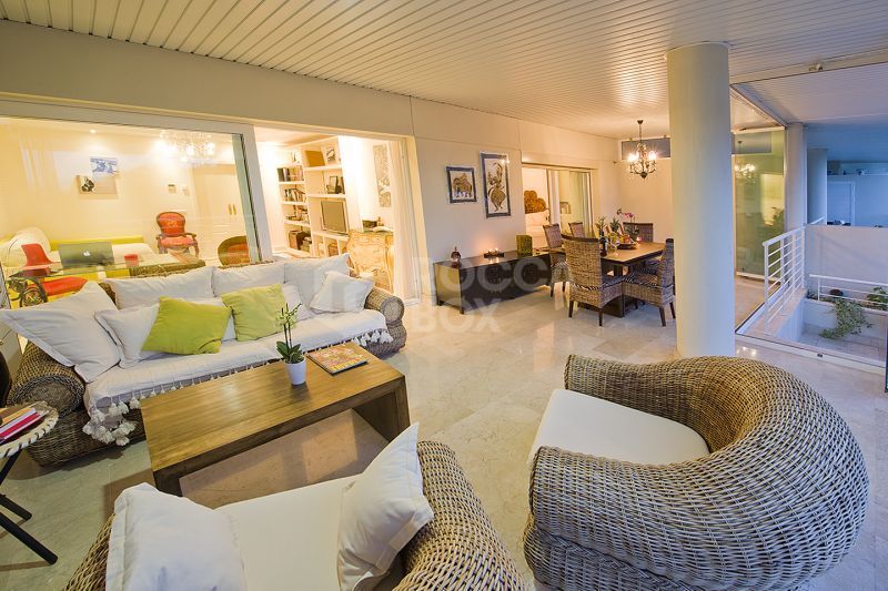 Stunning 2 Bedroom 2 Bathroom for sale in La Corniche