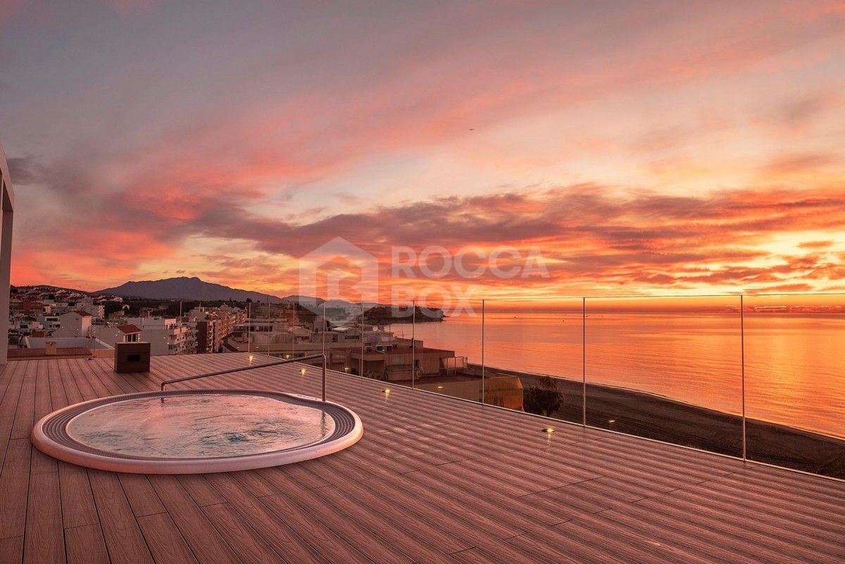 Front line beach Penthouse in Estepona for sale