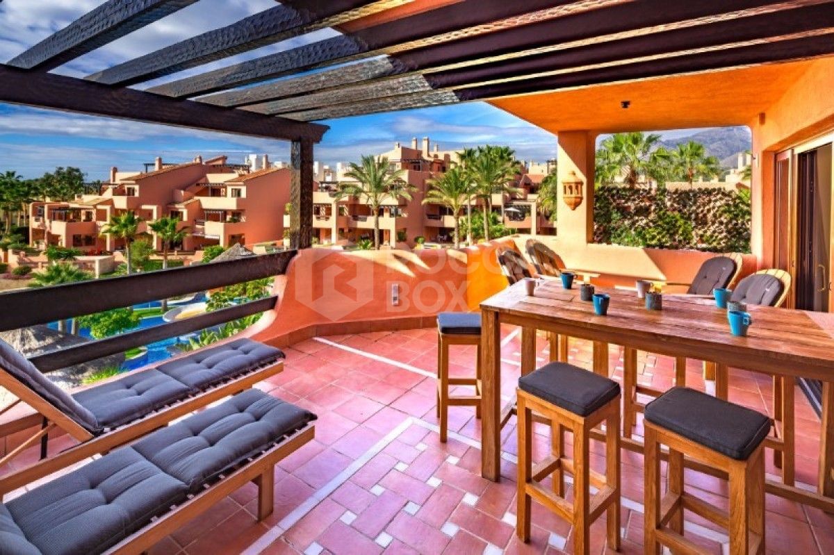 Luxury frontline beach 3 bed Penthouse in New Golden Mile