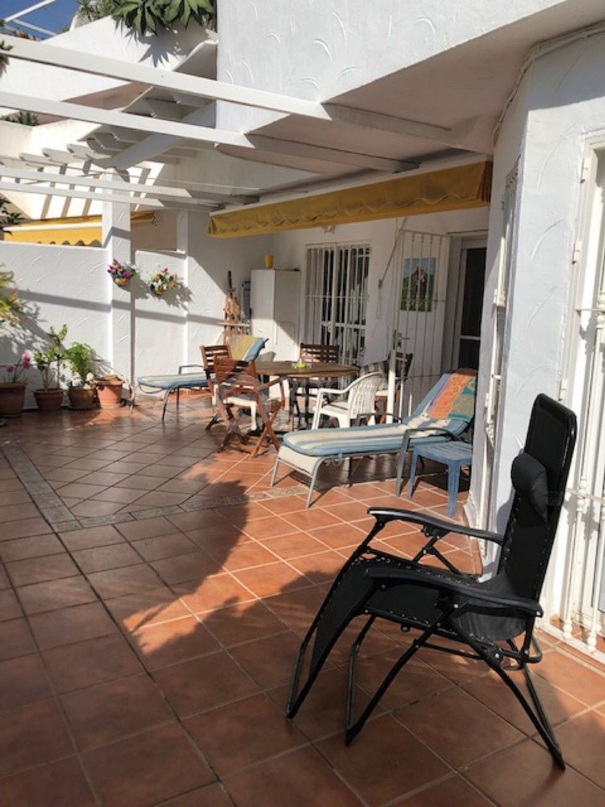 South Facing 2 Bedroom Garden Apartment in Nueva Andalucia for sale
