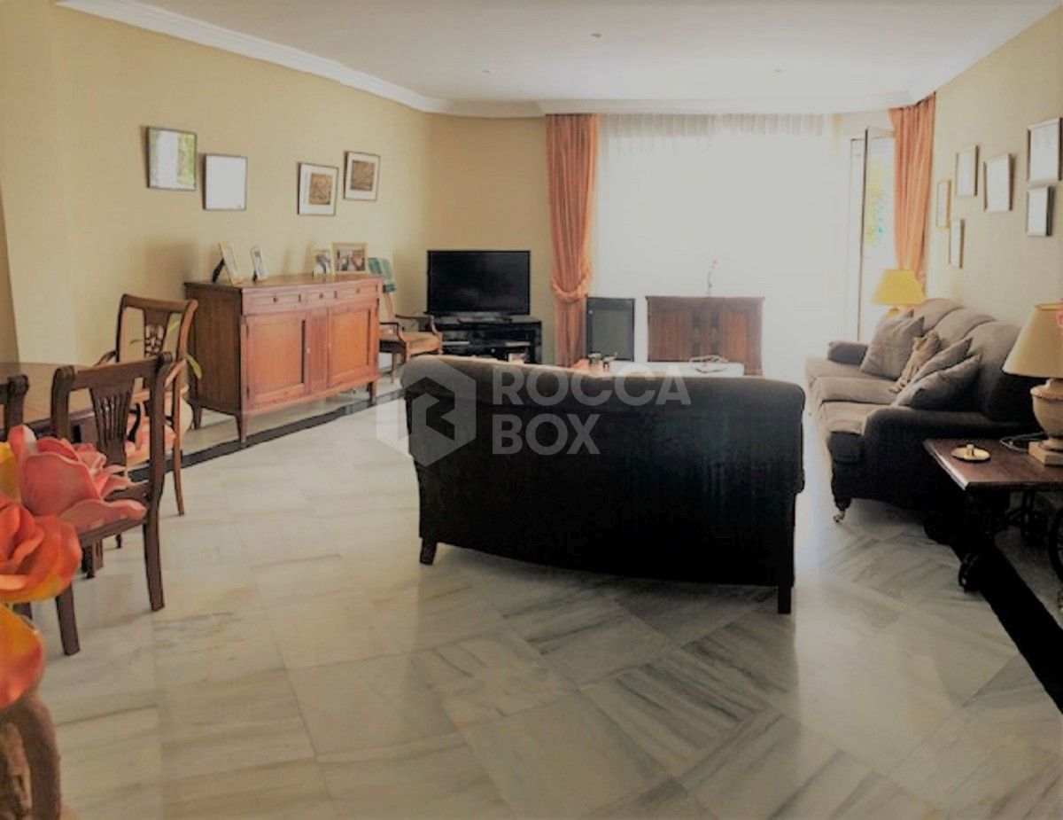 South Facing 2 Bedroom Garden Apartment in Nueva Andalucia for sale