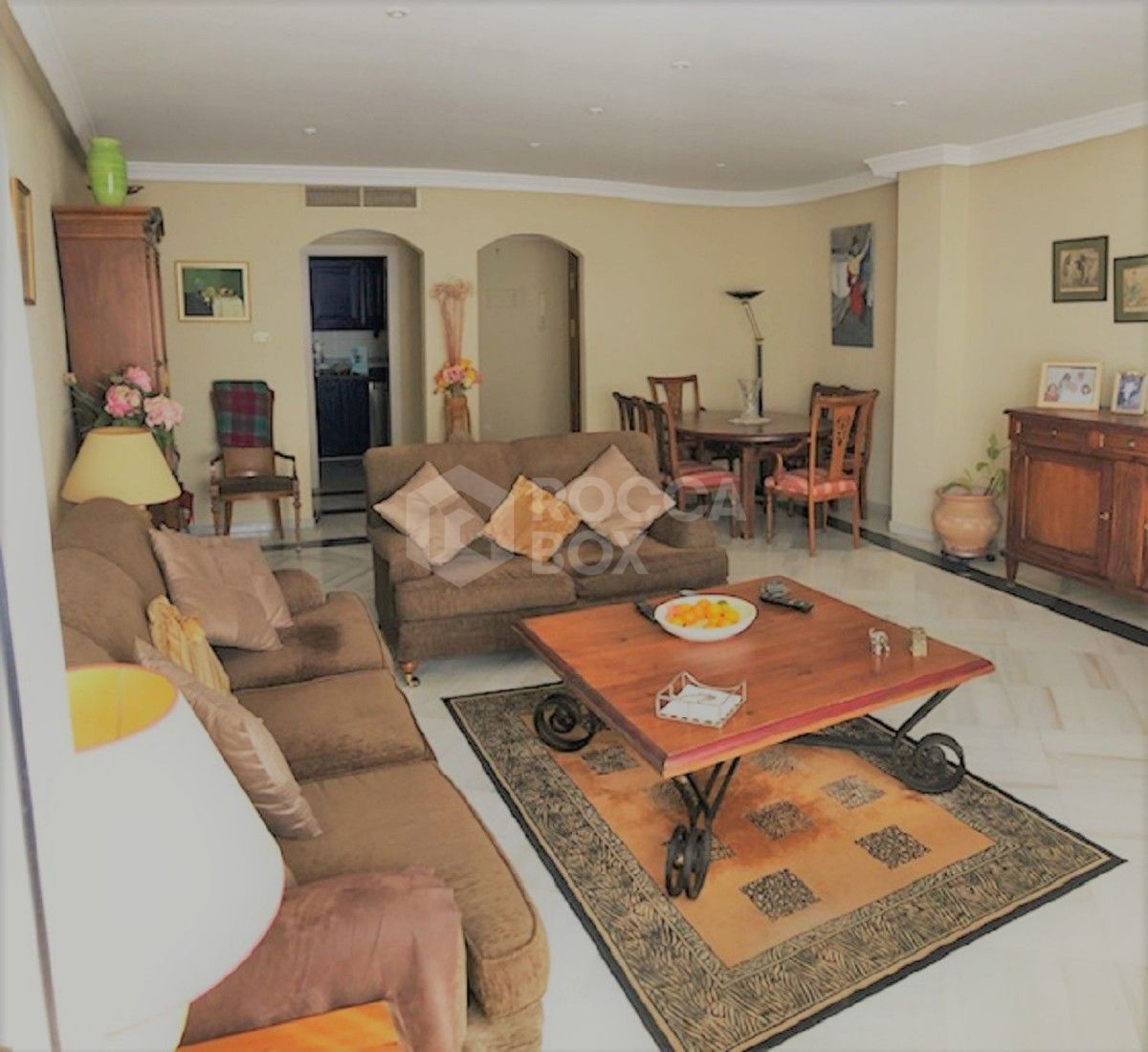 South Facing 2 Bedroom Garden Apartment in Nueva Andalucia for sale