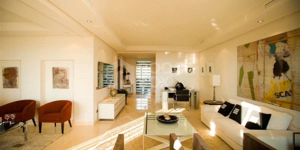 New built spacious 2 bedroom modern apartment for sale in Benahavis