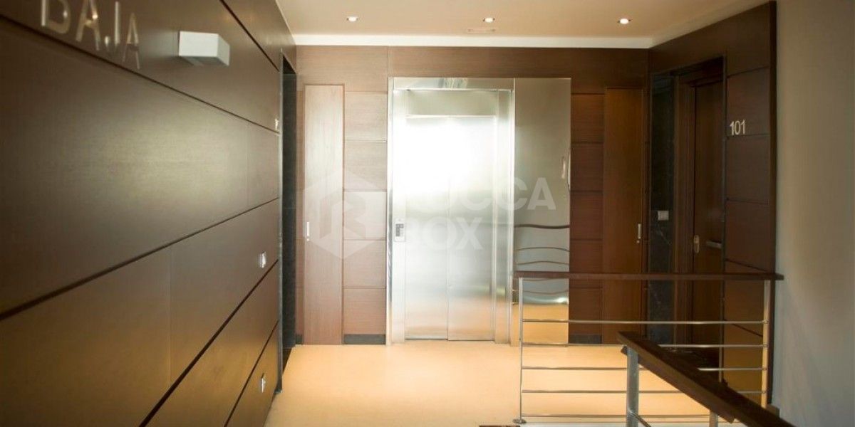 New built spacious 2 bedroom modern apartment for sale in Benahavis