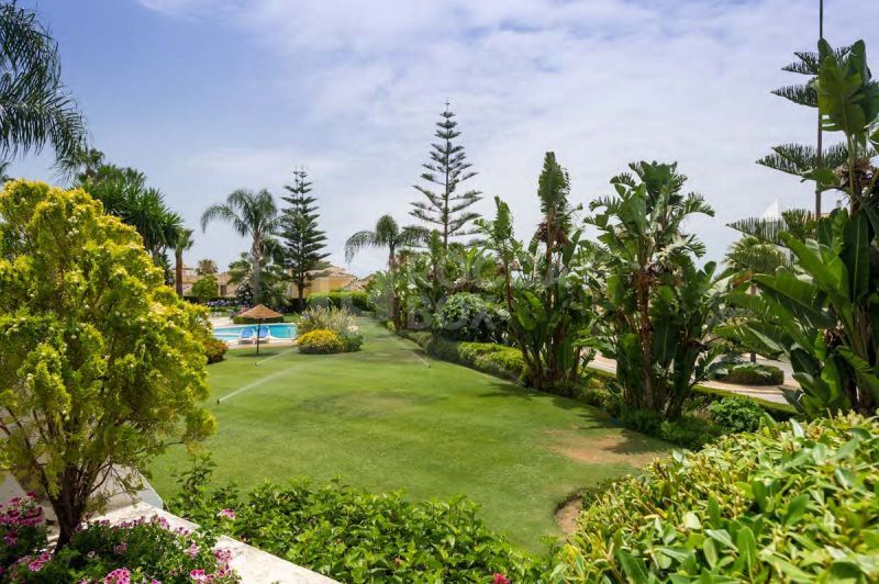 3 bedroom ground floor apartment within Bahia de Marbella