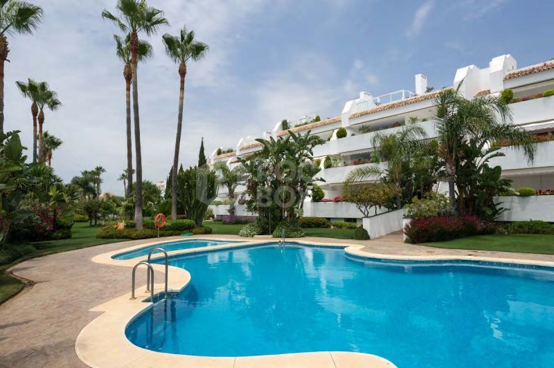 3 bedroom ground floor apartment within Bahia de Marbella