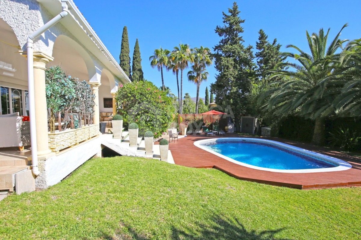 Beautiful 4 bedroom Villa in Nueva Andalucia for sale