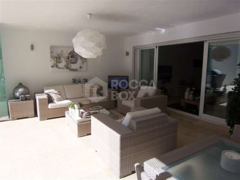 3 bedroom apartment beach front for sale puerto banus