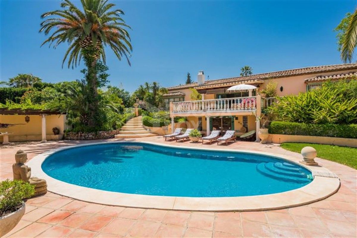 Magnificent Spanish Villa for sale in Cancelada
