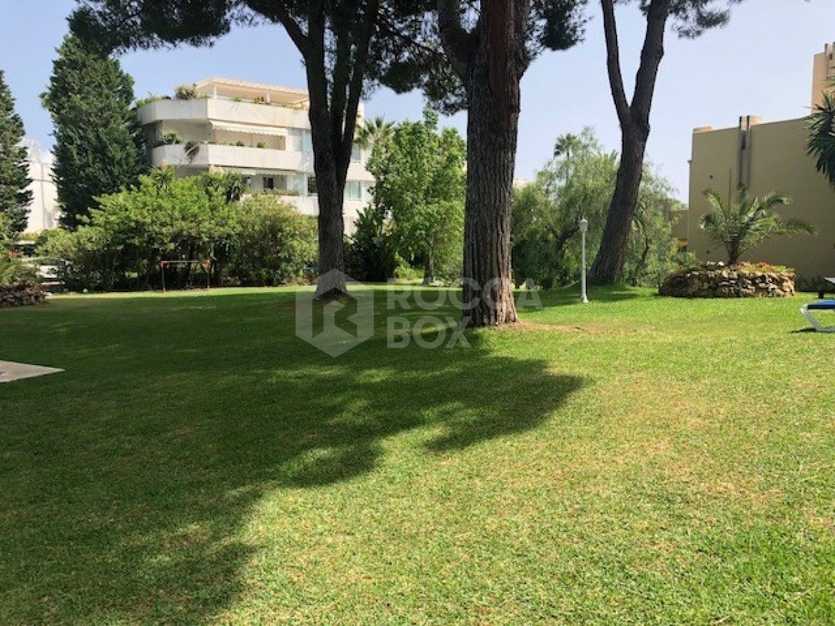 Bright and spacious three bedroom townhouse in Miragolf, Nueva Andalucia