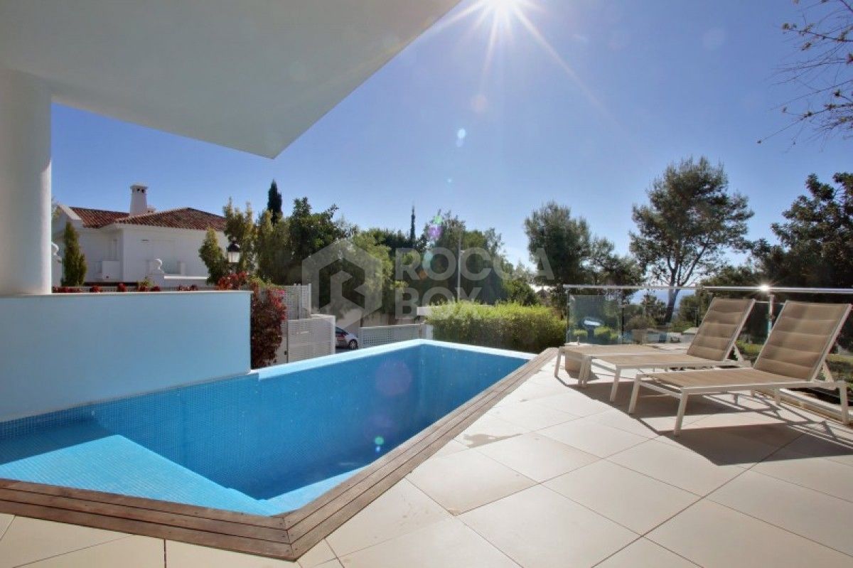 Beautiful 4 bed townhouse for sale in Sierra Blanca in Marbella