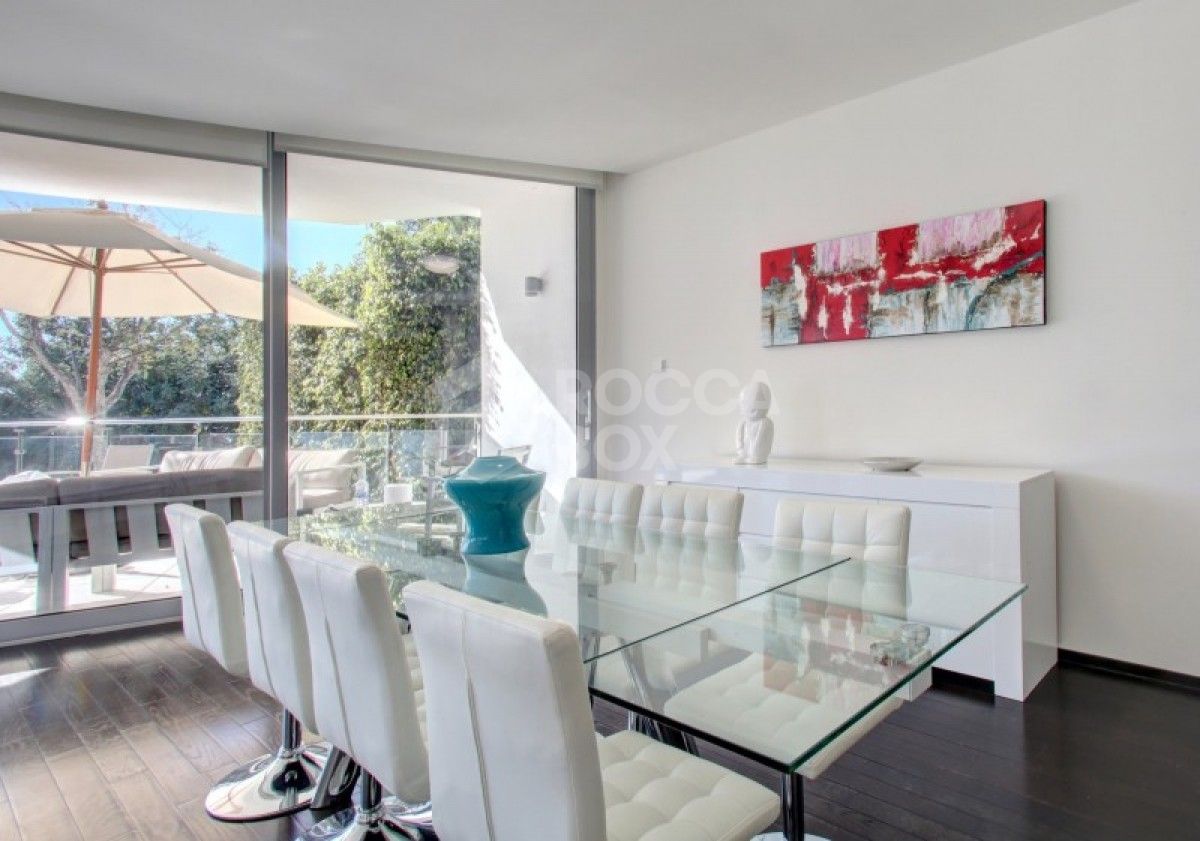 Beautiful 4 bed townhouse for sale in Sierra Blanca in Marbella