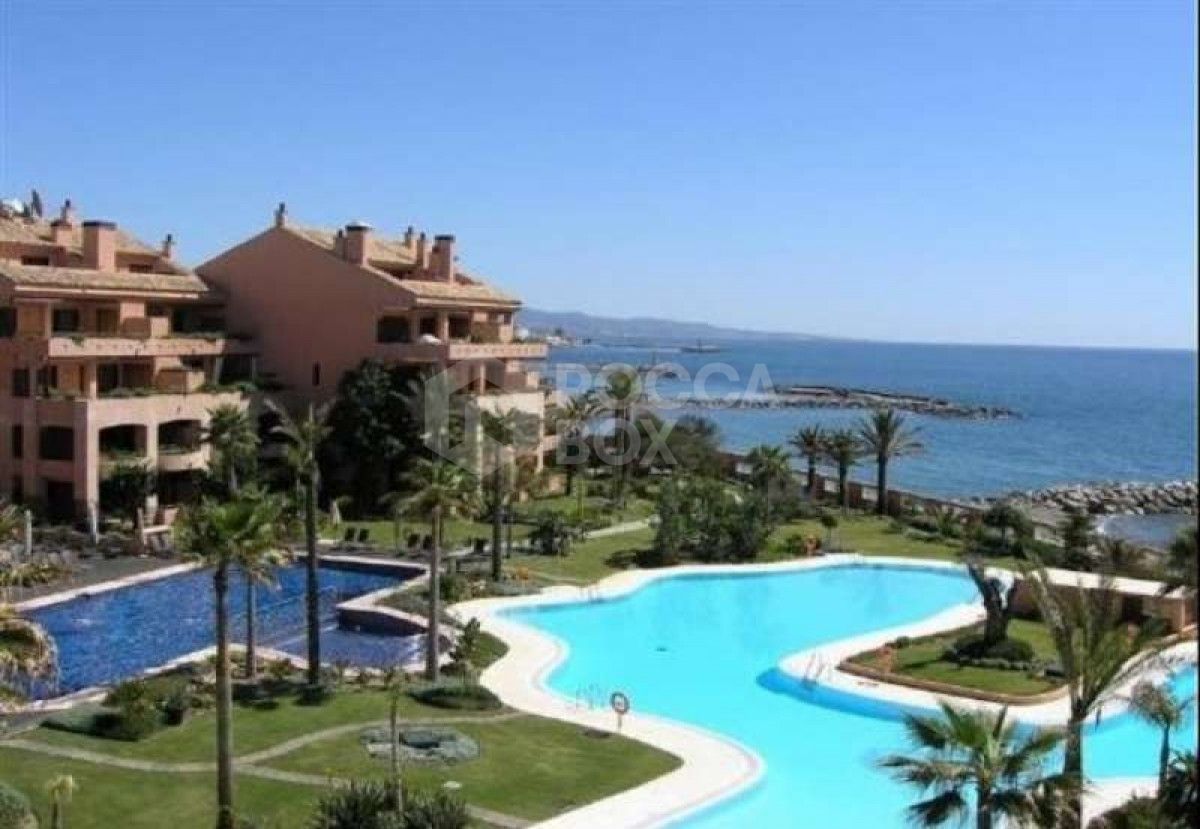 Stunning 2 Bedroom Apartment in Puerto Banus