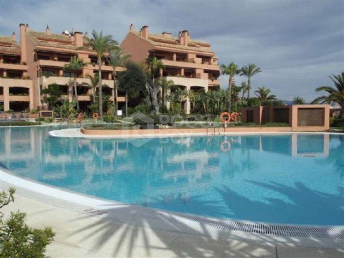 Stunning 2 Bedroom Apartment in Puerto Banus
