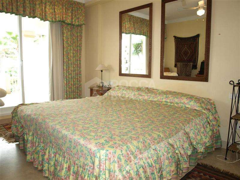 Apartment for sale in Puerto Banus, Marbella (All)