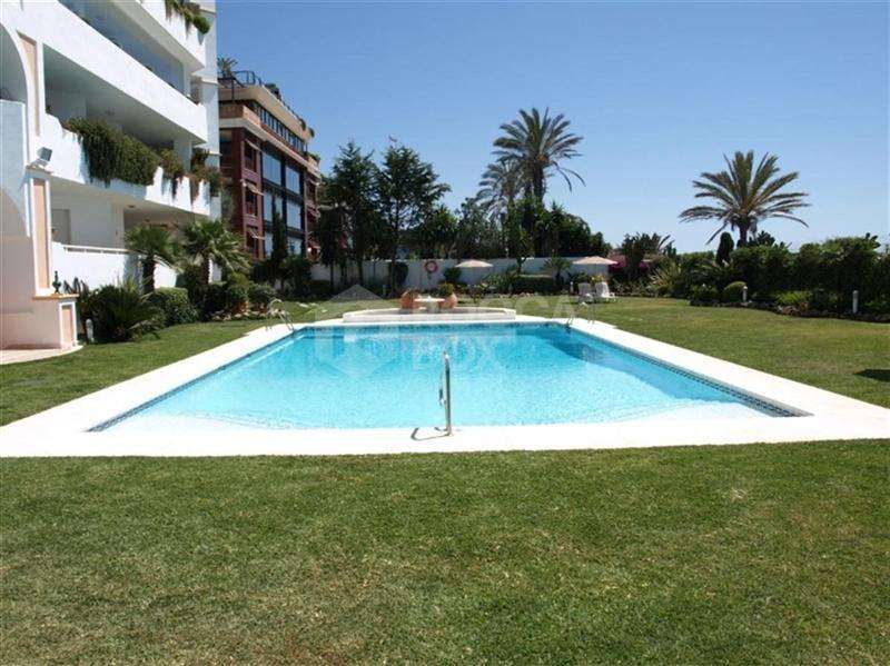 Apartment for sale in Puerto Banus, Marbella (All)