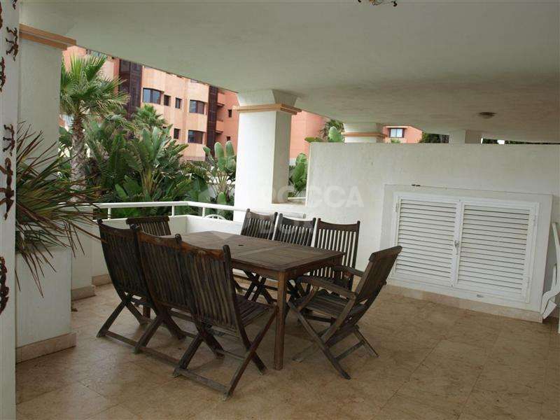 Apartment for sale in Puerto Banus, Marbella (All)