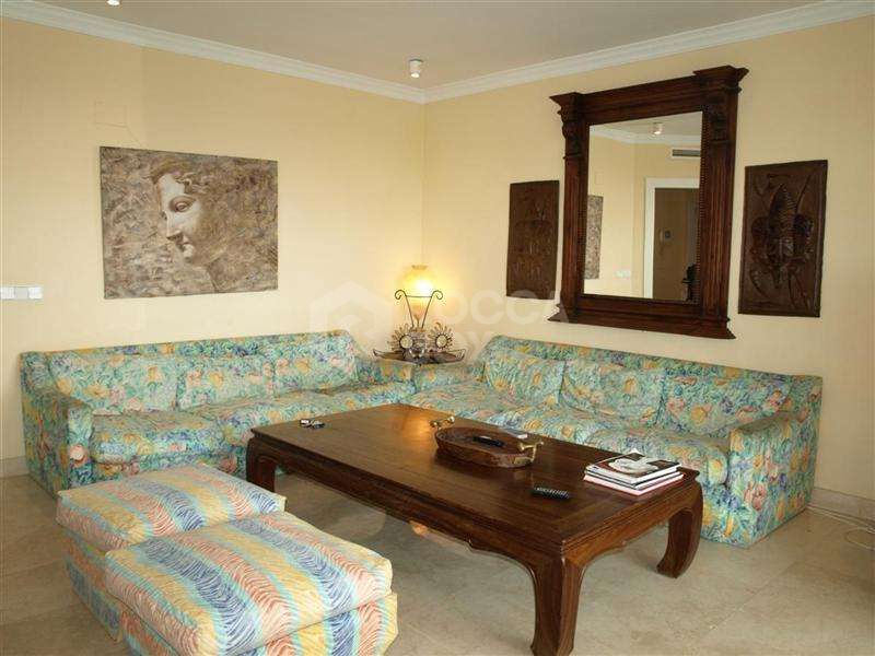 Apartment for sale in Puerto Banus, Marbella (All)