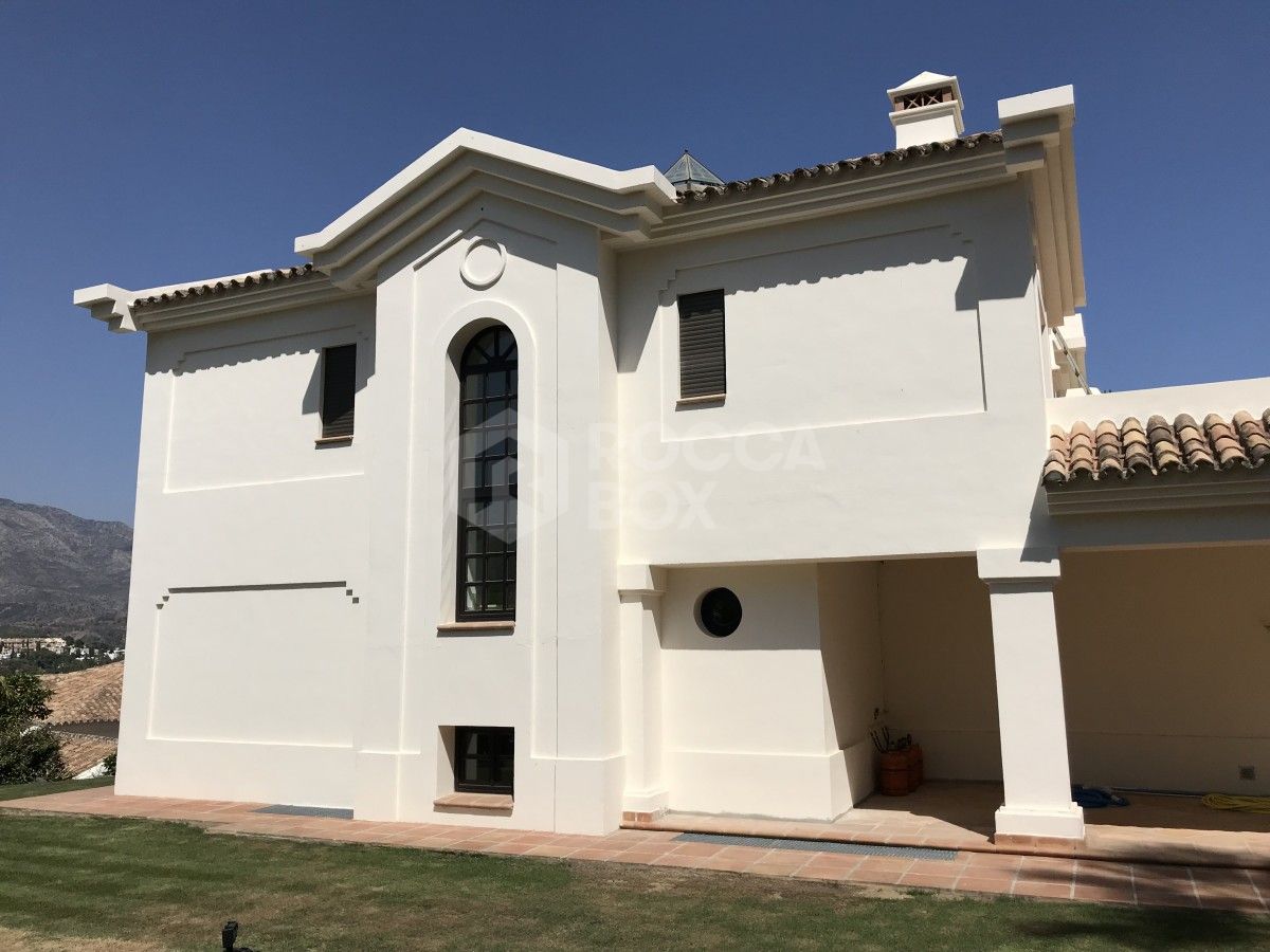 Superb Luxury Villa for sale in Nueva Andalucia