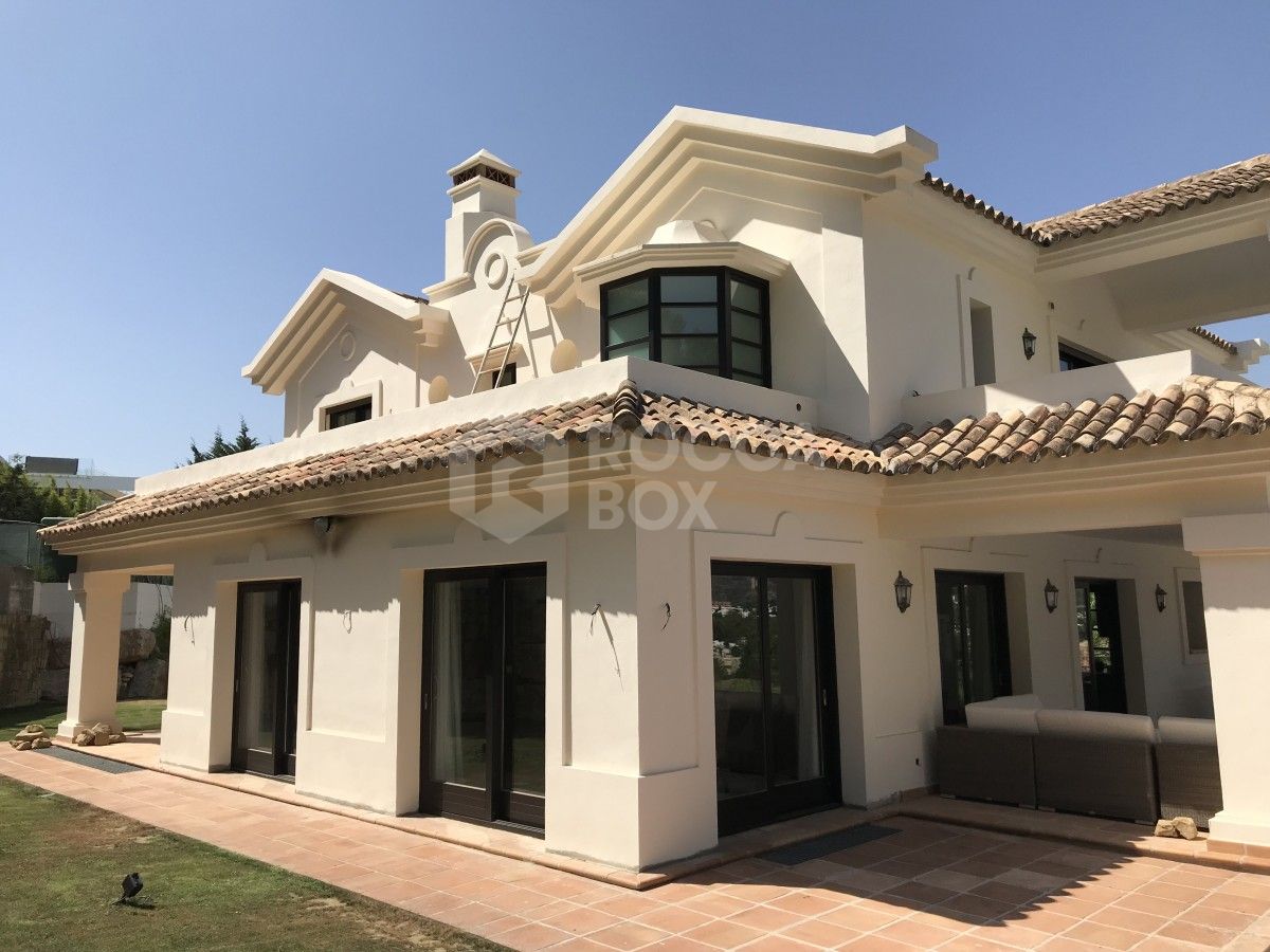 Superb Luxury Villa for sale in Nueva Andalucia