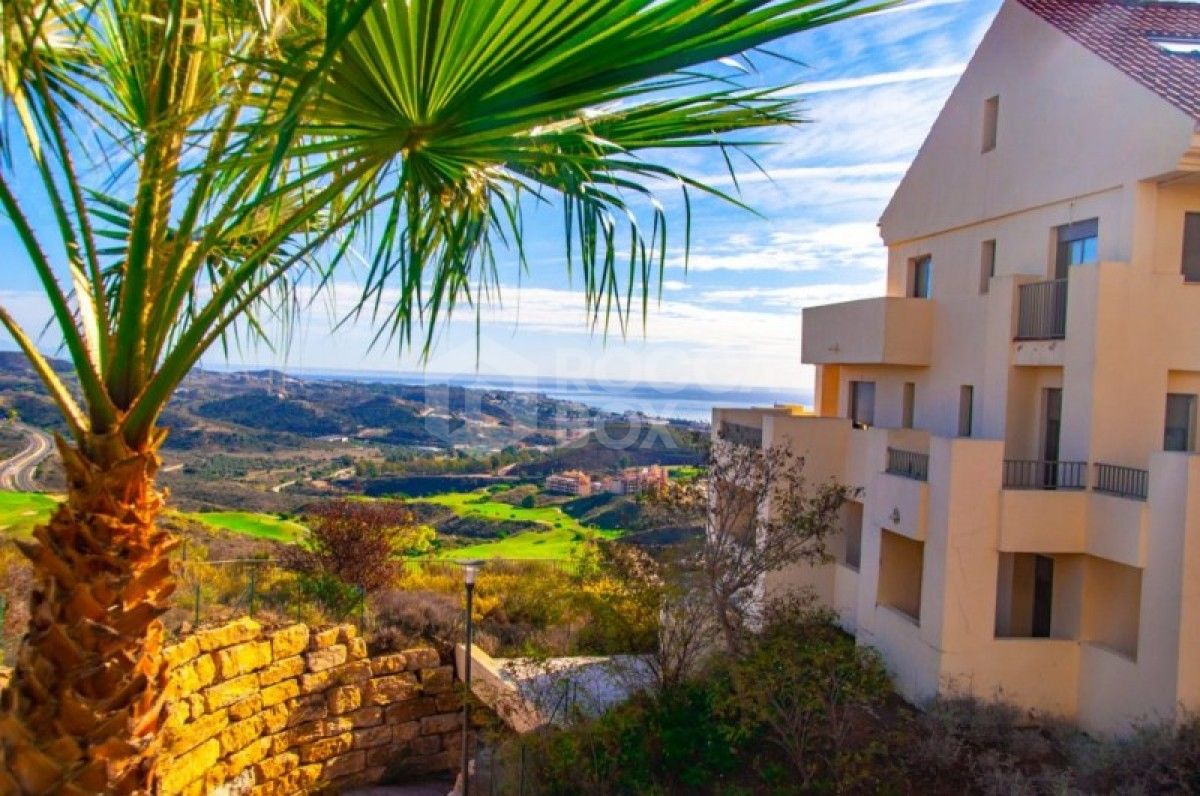 BEAUTIFUL 2 BEDROOM APARTMENT FOR SALE in La Cala de Mijas